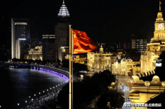 中影完满融合打制的扭转楼梯